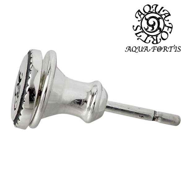 Aqua Fortis アクアフォーティス イニシャル シルバー ピアス アルファベット スタッドタイプ 1個売り 片耳用を販売 商品点数3万点以上 シルバーアクセサリー シーズ 通販