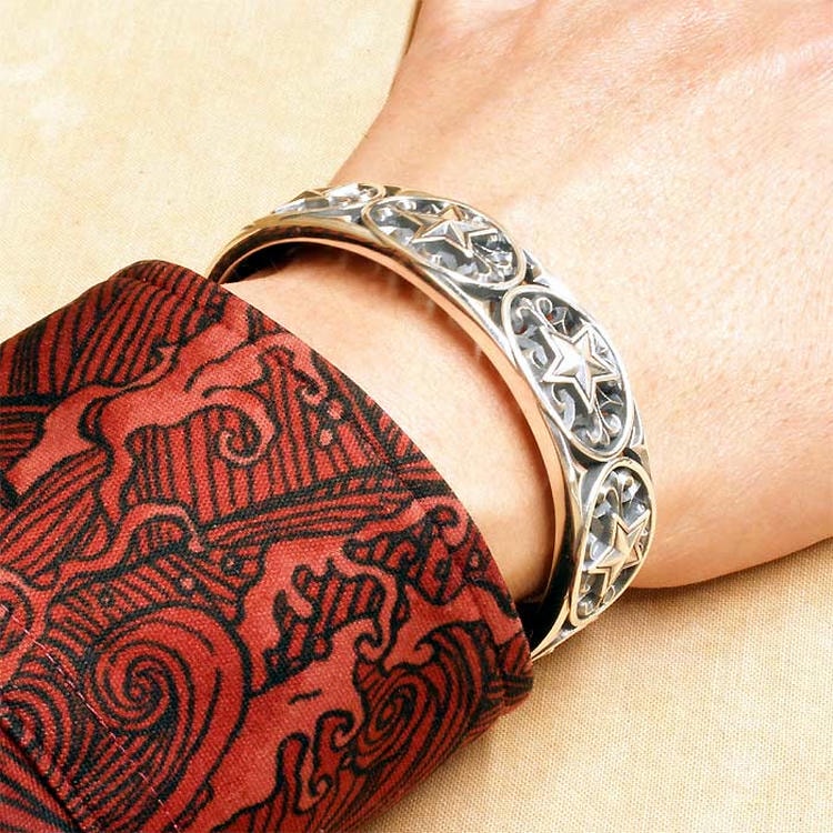 DEAL DESIGN【ディールデザイン】シルバー バングル スター ロックス