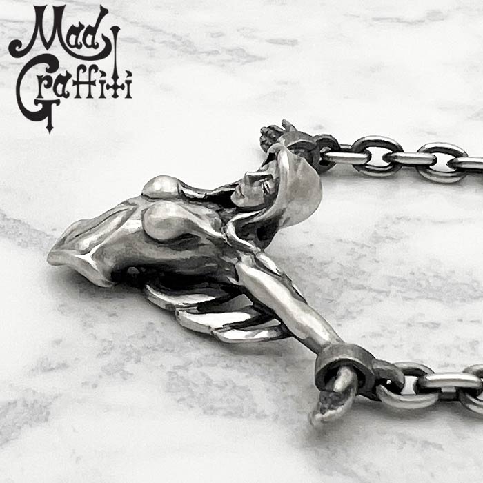 今 話題 の 人気 商品 マッドグラフィティ S 2rd クルシフィクシャン Graffiti Mad アクセサリー